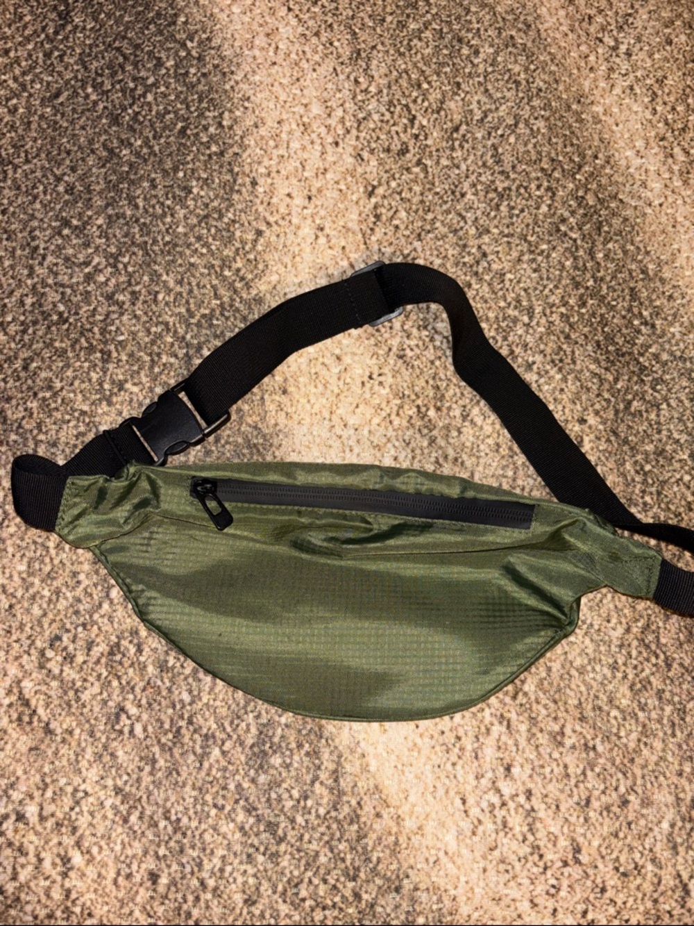 Free PeopleOlive Green Men's Waist Pack Fanny Pack/ Travel Belt Bag EUC